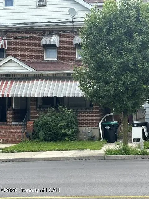 313 N Broad Street, West Hazleton - 4 bed - 2 bath - 2,000 SF