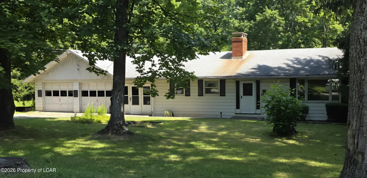 4819 Five Point Road, New Tripoli in New Tripoli