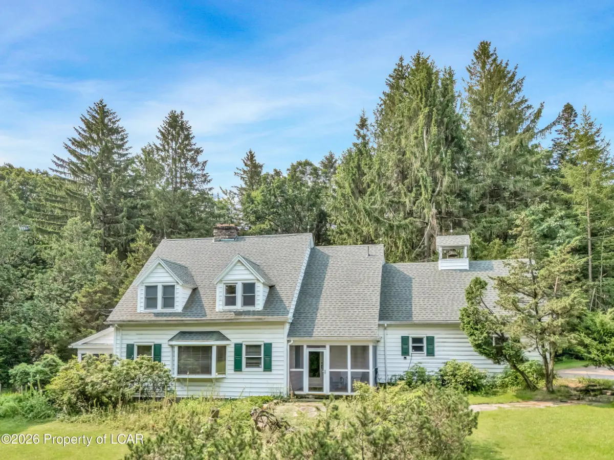 42 Trailwood Lake Road, Bear Creek - 4 bed - 3 bath - 2,100 SF