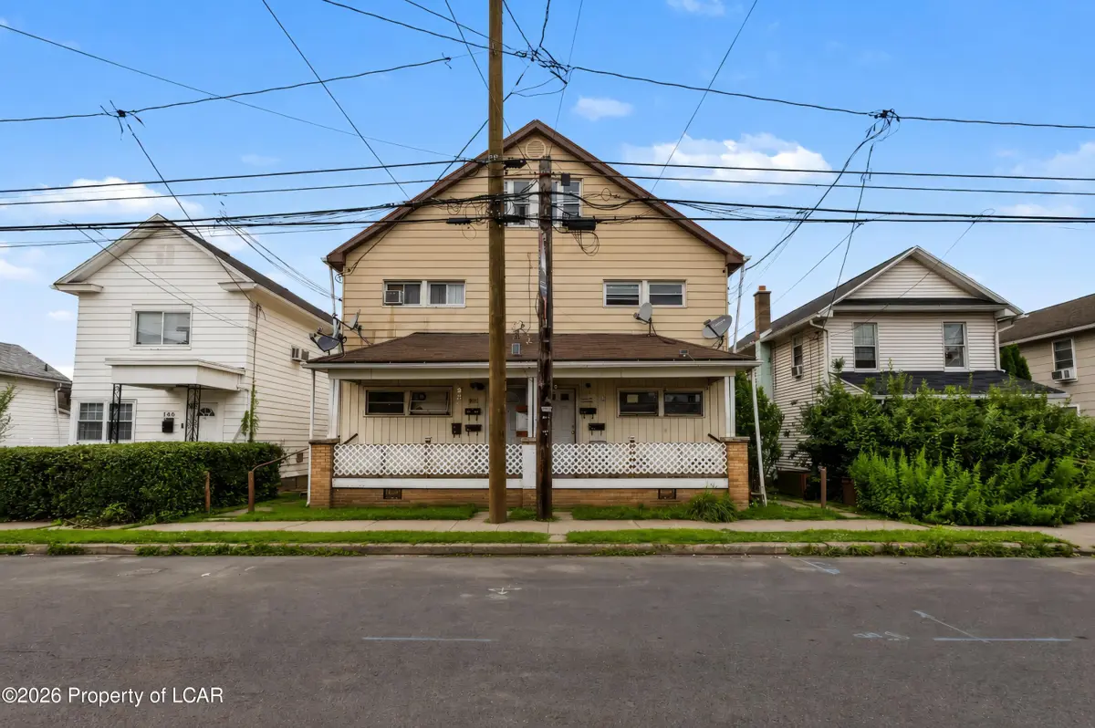 150-152 E Ridge Street, Nanticoke - 2,816 SF
