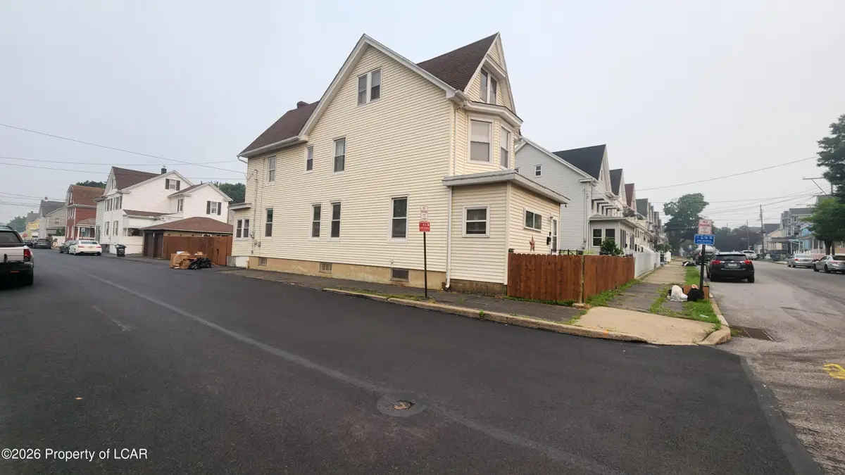 579 Grant Street, Hazleton - 3 bed - 2 bath - 1,649 SF