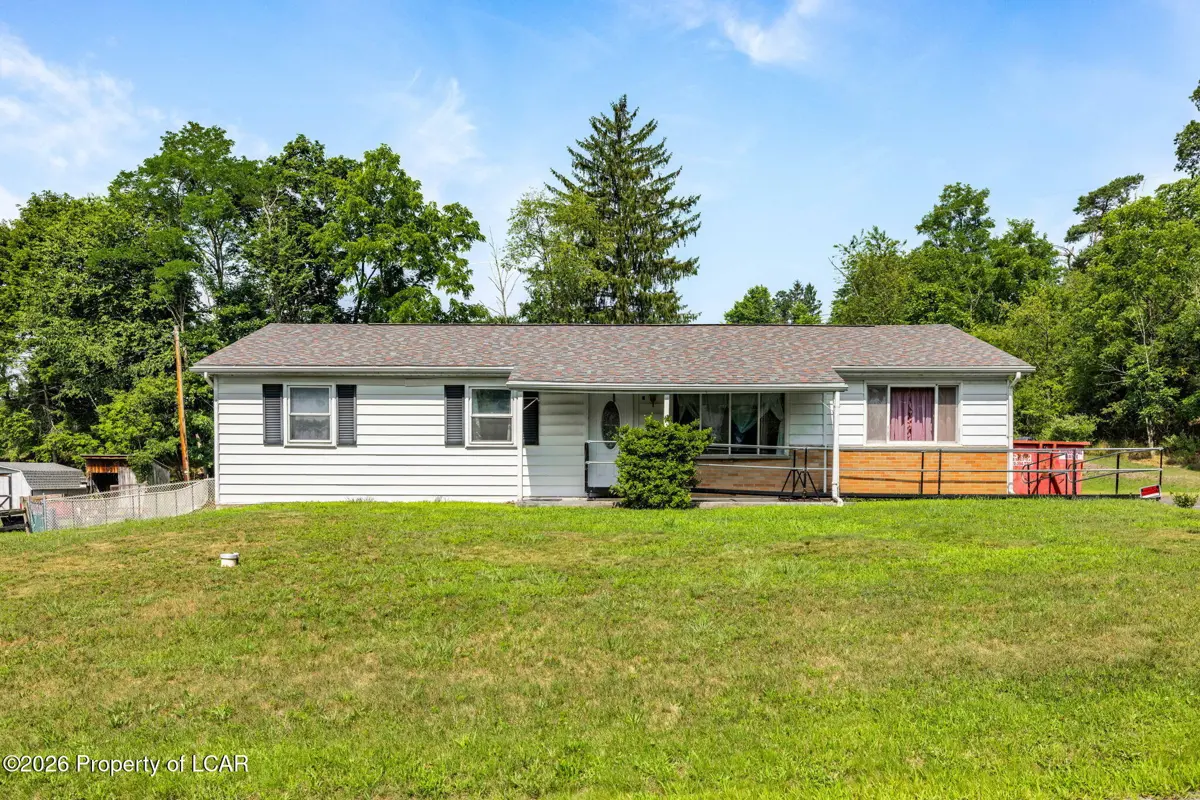 31 Lower Hilltop Road, Berwick - 4 bed - 2 bath - 1,456 SF