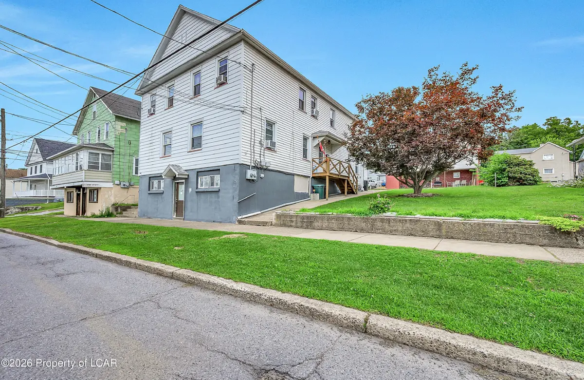 256-260 E Grove Street, Pringle - 7,550 SF