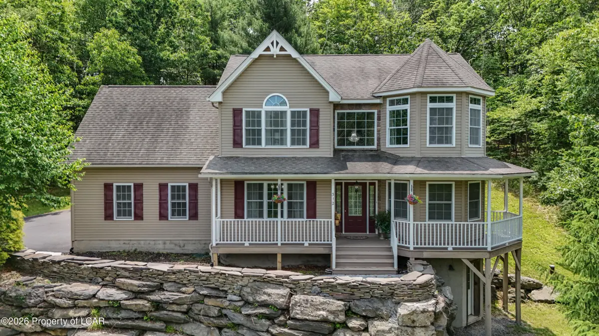 312 Reagan Drive, East Stroudsburg - 4 bed - 3 bath - 3,010 SF