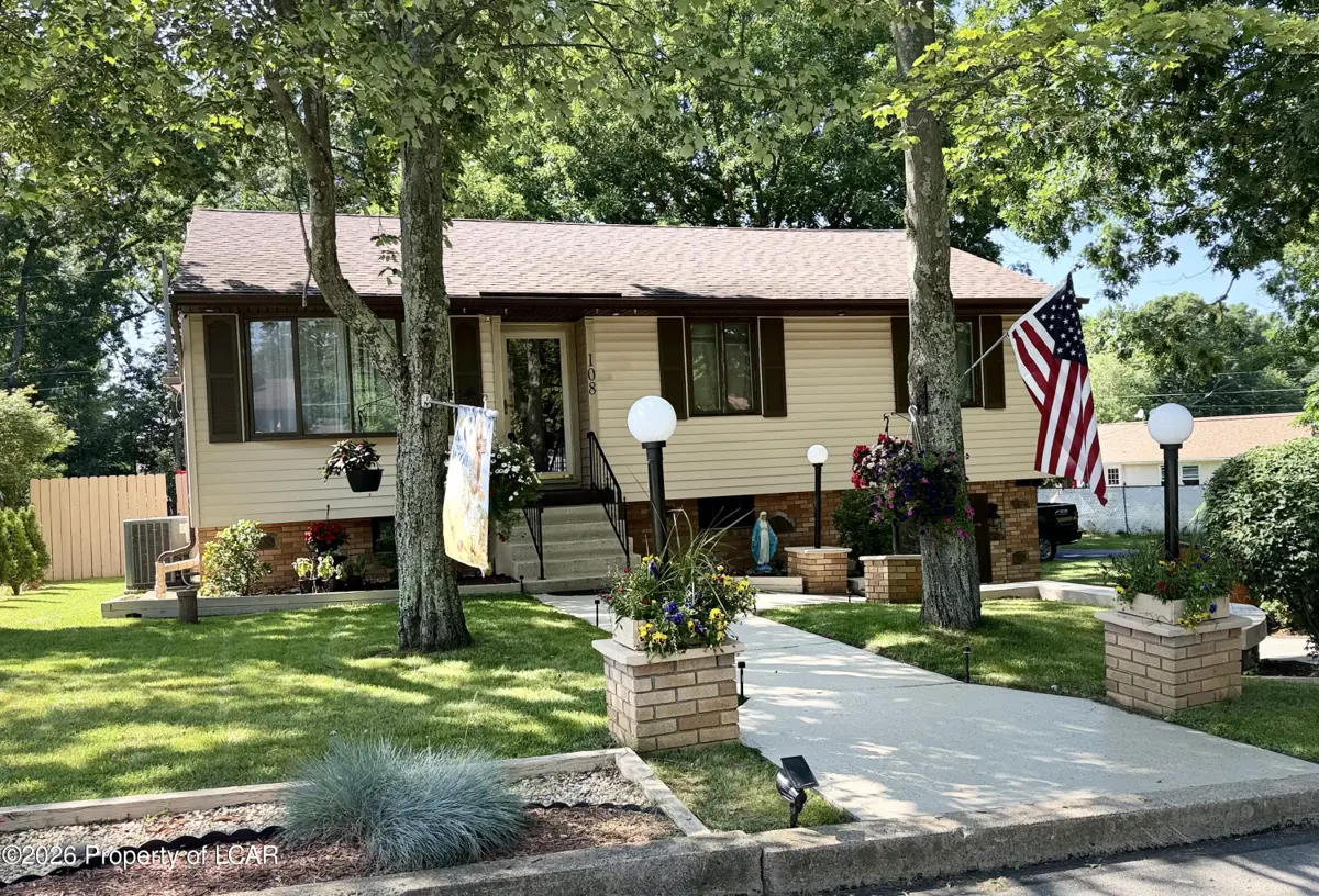 108 Bent Pine Trail, Hazle Township - 4 bed - 3 bath - 2,940 SF