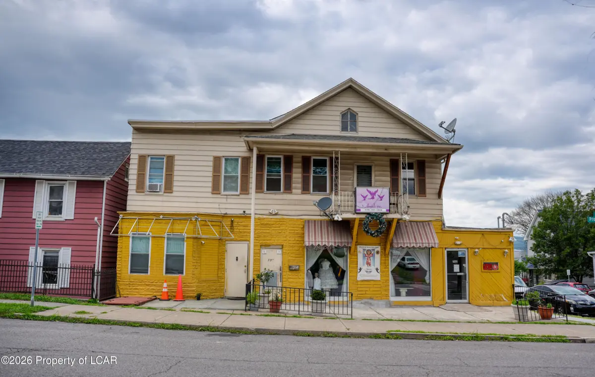 702 Prospect Avenue, Scranton - 4,400 SF