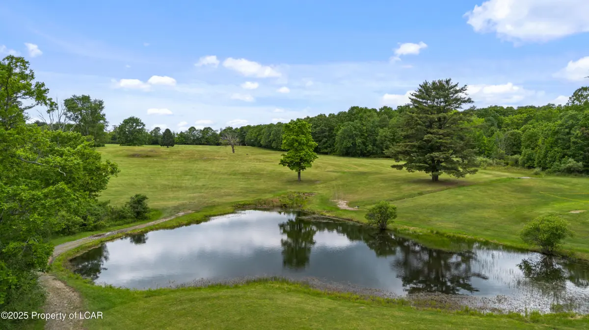Hunlock-Harveyville Road, Hunlock Creek