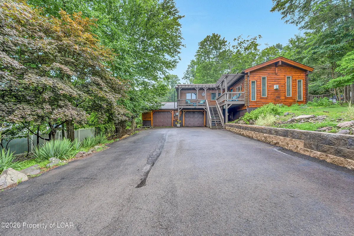 22 E Hemlock Street, Harveys Lake - 2 bed - 2 bath - 1,688 SF