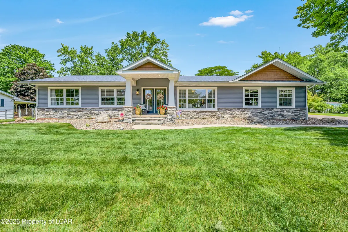 16 Garden Avenue, Mountain Top in Mountain Top