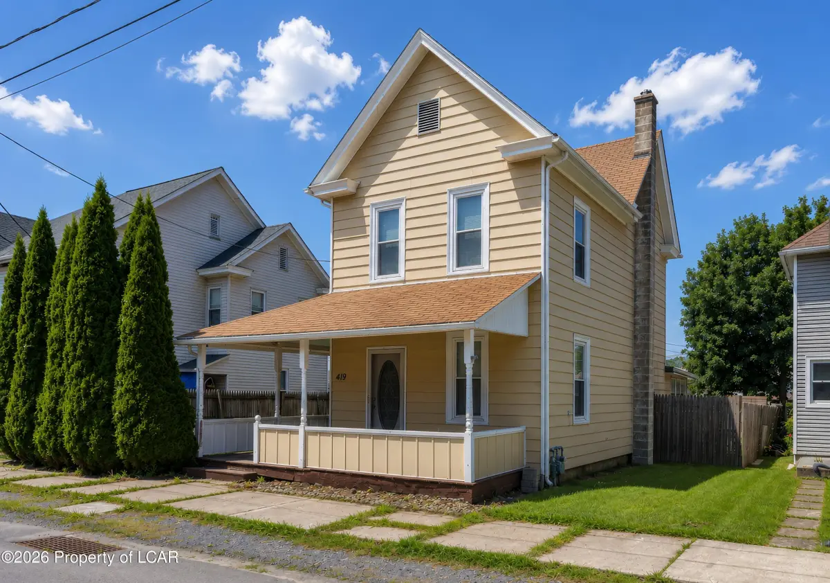 419 E 6th Street, Berwick - 2 bed - 2 bath - 1,384 SF