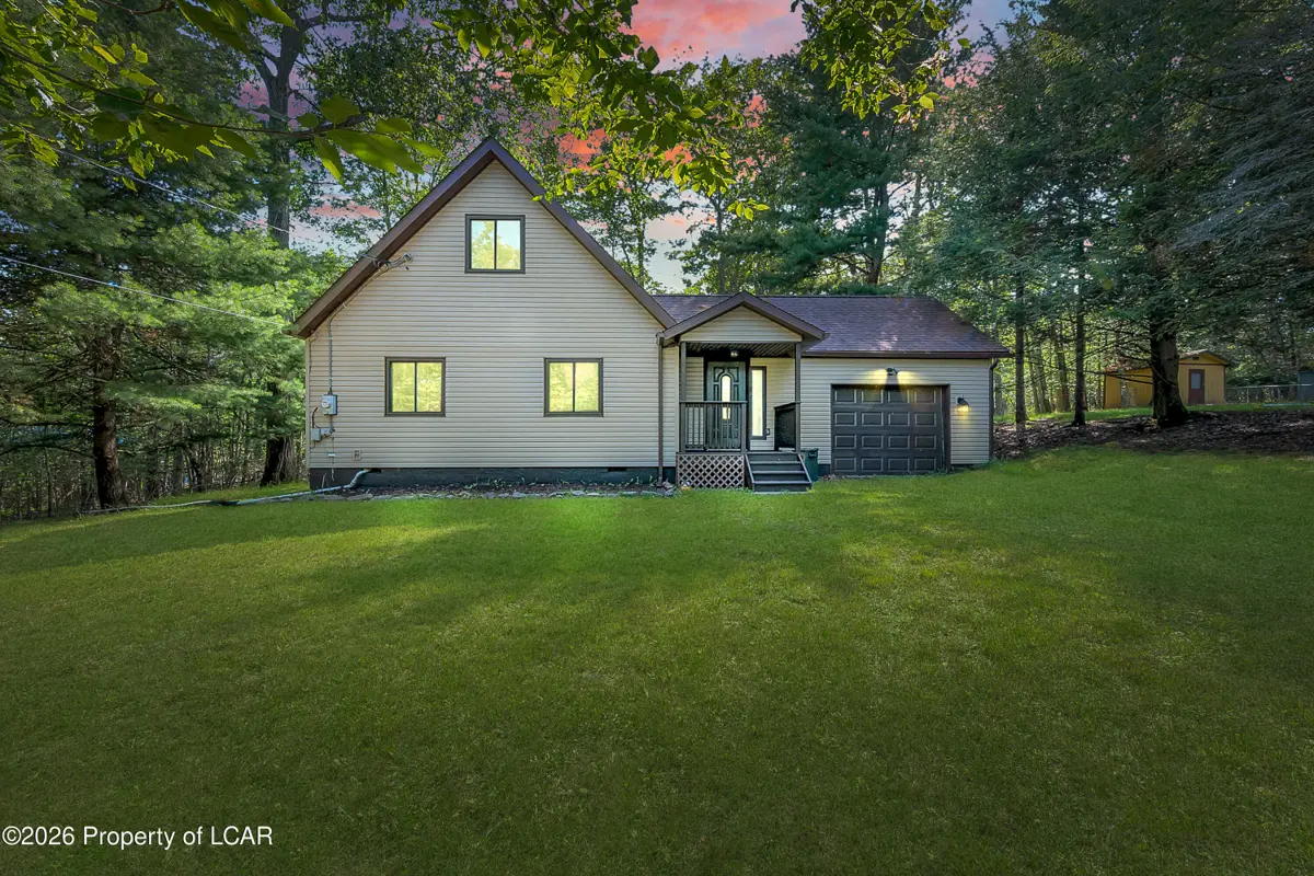 26 Fir Lane, Thornhurst - 3 bed - 3 bath - 1,190 SF