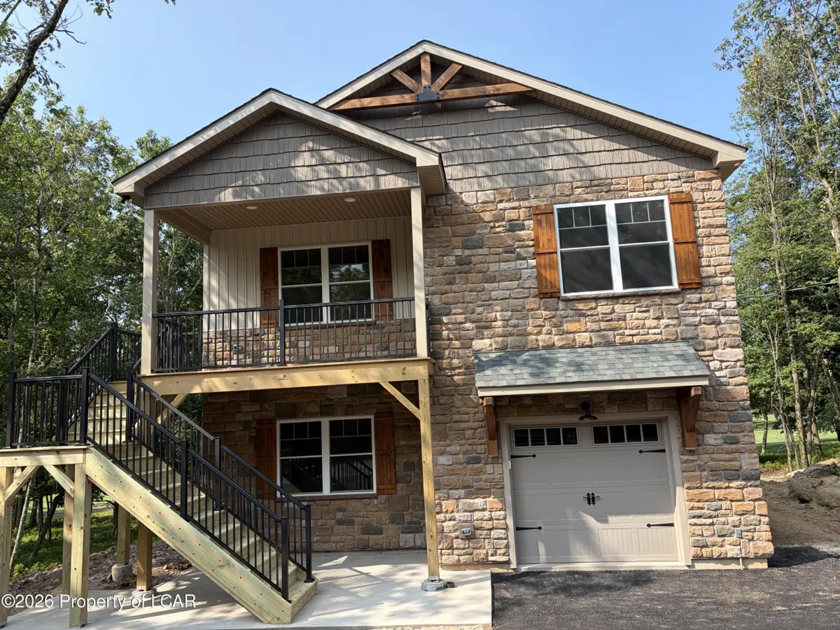 38 Spyglass Drive, Hazle Township in Hazle Township