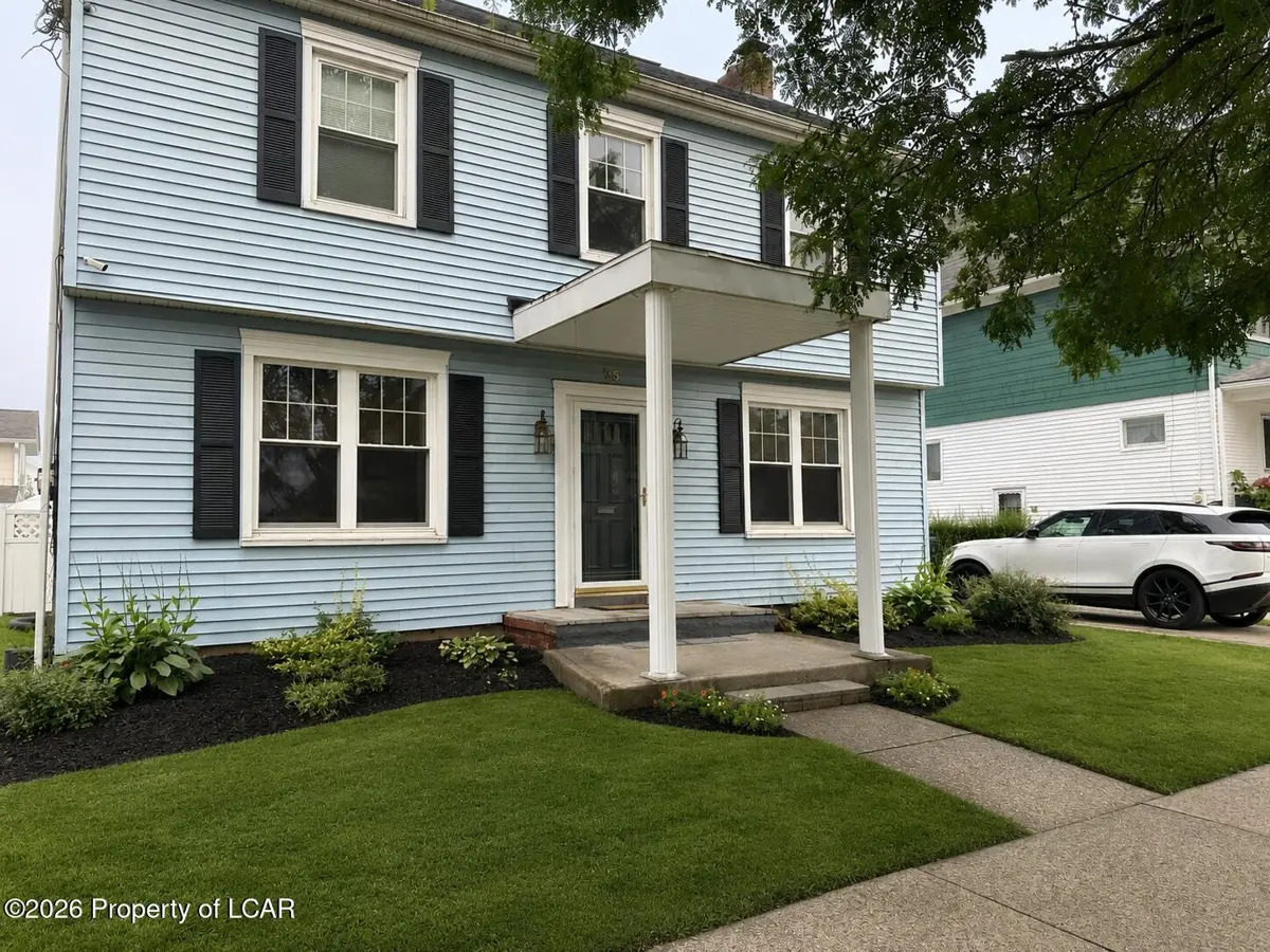 75 River Street, Forty Fort - 4 bed - 3 bath - 2,400 SF