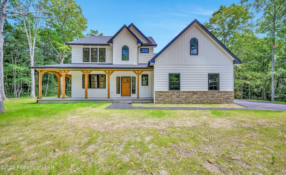 290 Buck Boulevard, White Haven - 4 bed - 3 bath - 2,549 SF
