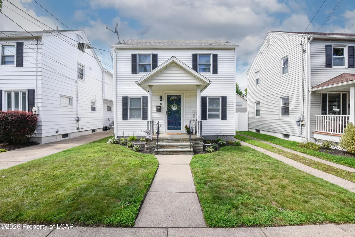 88 N Goodwin Avenue, Kingston in Kingston