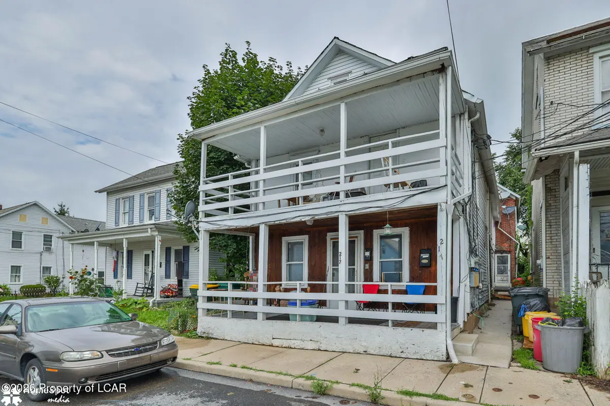 217 Pen Argyl Street, Pen Argyl - 3,268 SF