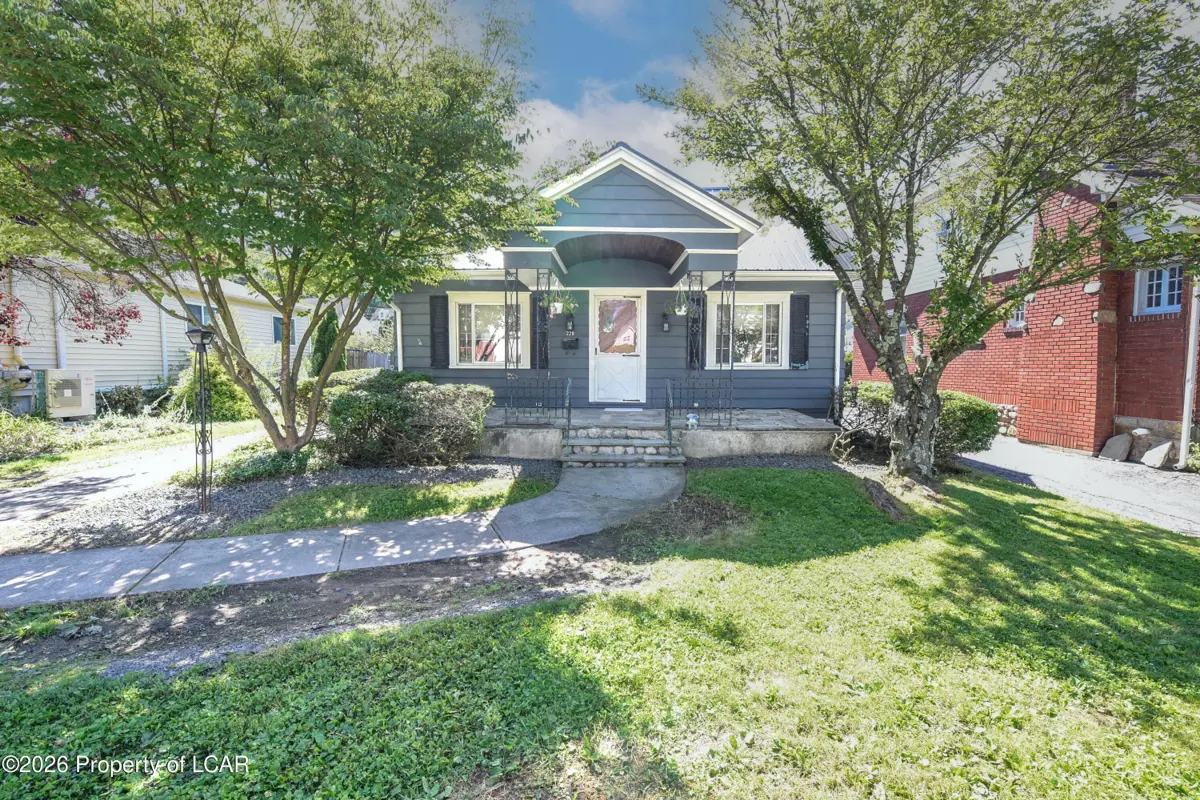 229 Carverton Road, Trucksville - 2 bed - 2 bath - 1,615 SF
