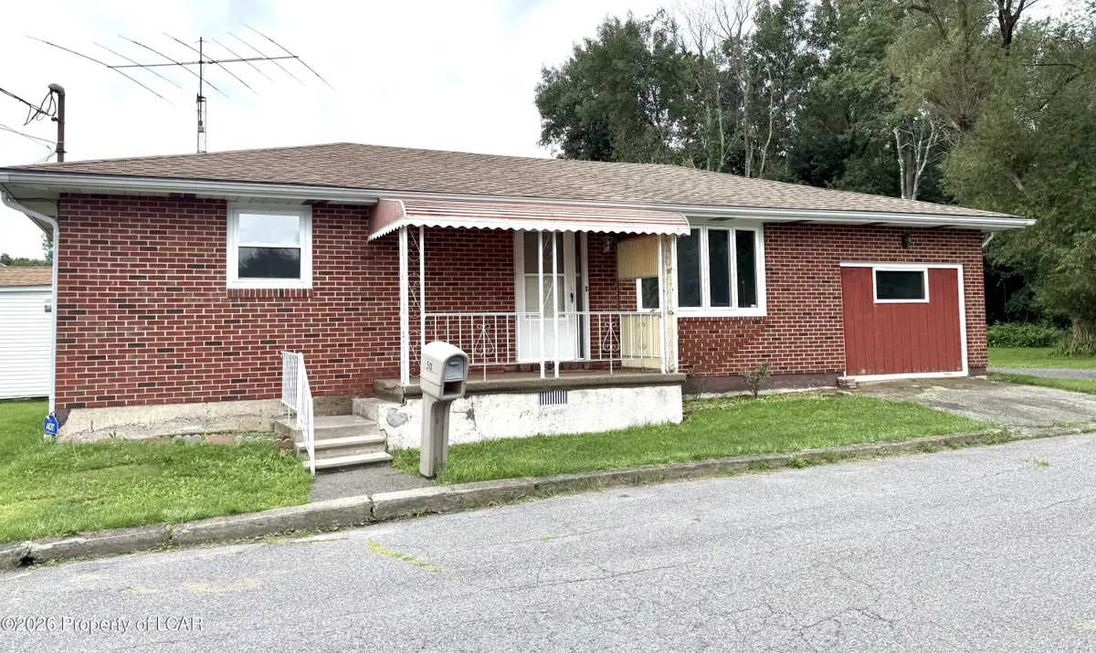 50 Center Street, McAdoo - 3 bed - 1 bath - 1,248 SF