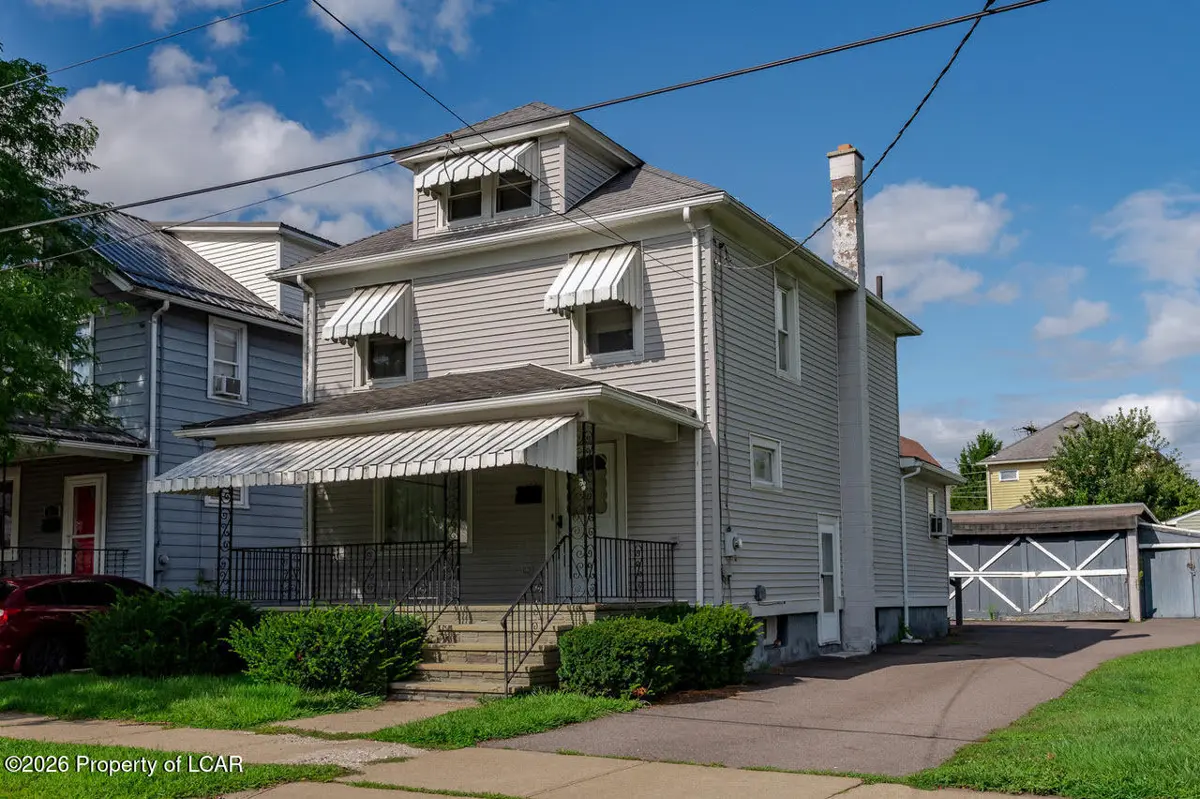 166 E Bennett Street, Kingston in Kingston