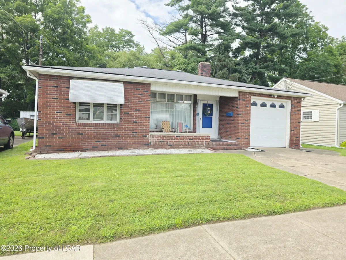 22 Keith Street, Hanover Township in Hanover Township