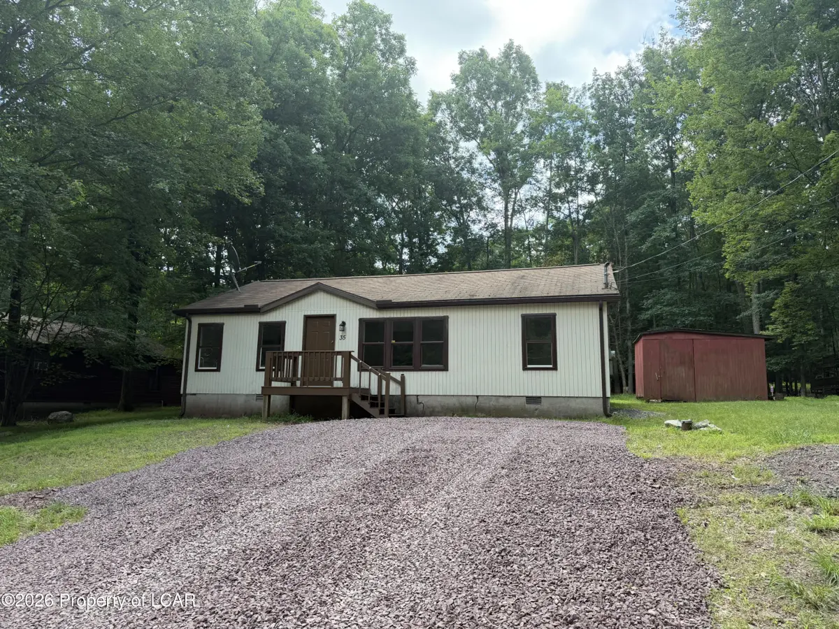 35 Sunshine Drive, White Haven - 3 bed - 2 bath - 1,080 SF