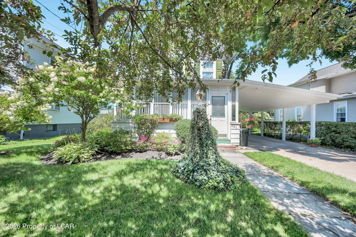 297 Monument Avenue, Wyoming - 2 bed - 2 bath - 1,280 SF