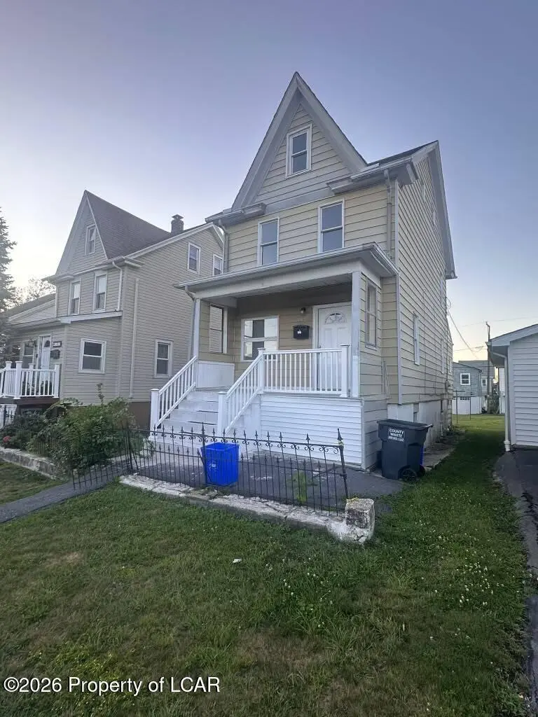 165 Thirwell Avenue, Hazleton - 3 bed - 1 bath - 1,471 SF