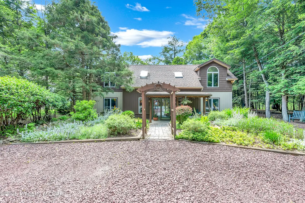 106 Overview Court, Drums - 4 bed - 3 bath - 2,100 SF