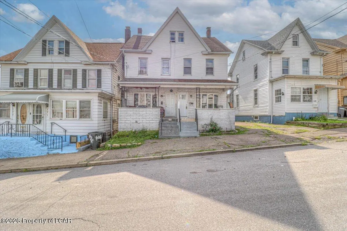 628 N Wyoming Street, Hazleton in Hazleton