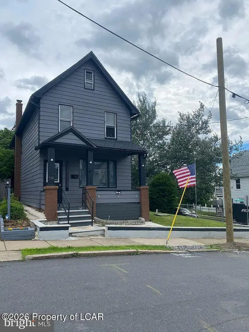 191 McLean Street, Wilkes-Barre in Wilkes-Barre