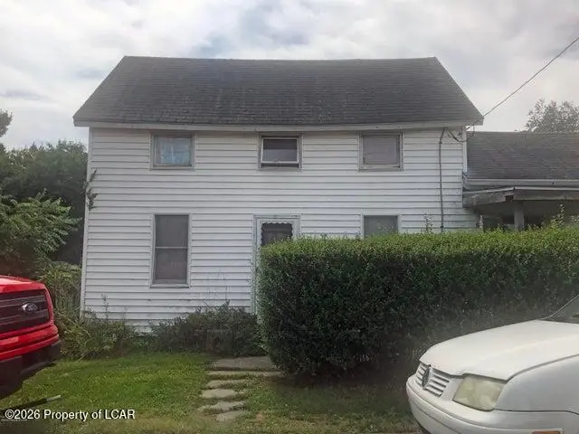 6 Drake Street, Hughestown - 2 bed - 1 bath - 1,244 SF