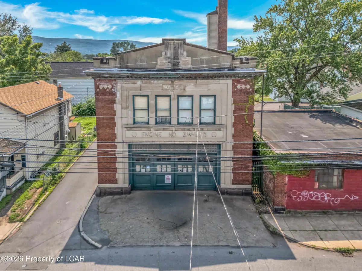 231 Stanton Street, Wilkes-Barre - 1 bath - 4,000 SF
