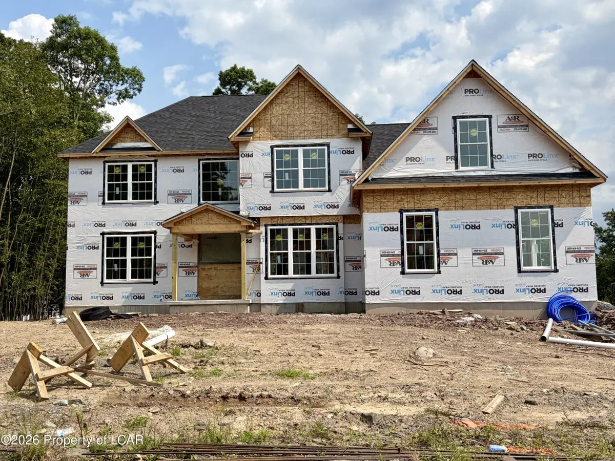 1081 Manor Drive, Mountain Top - 4 bed - 3 bath - 3,105 SF