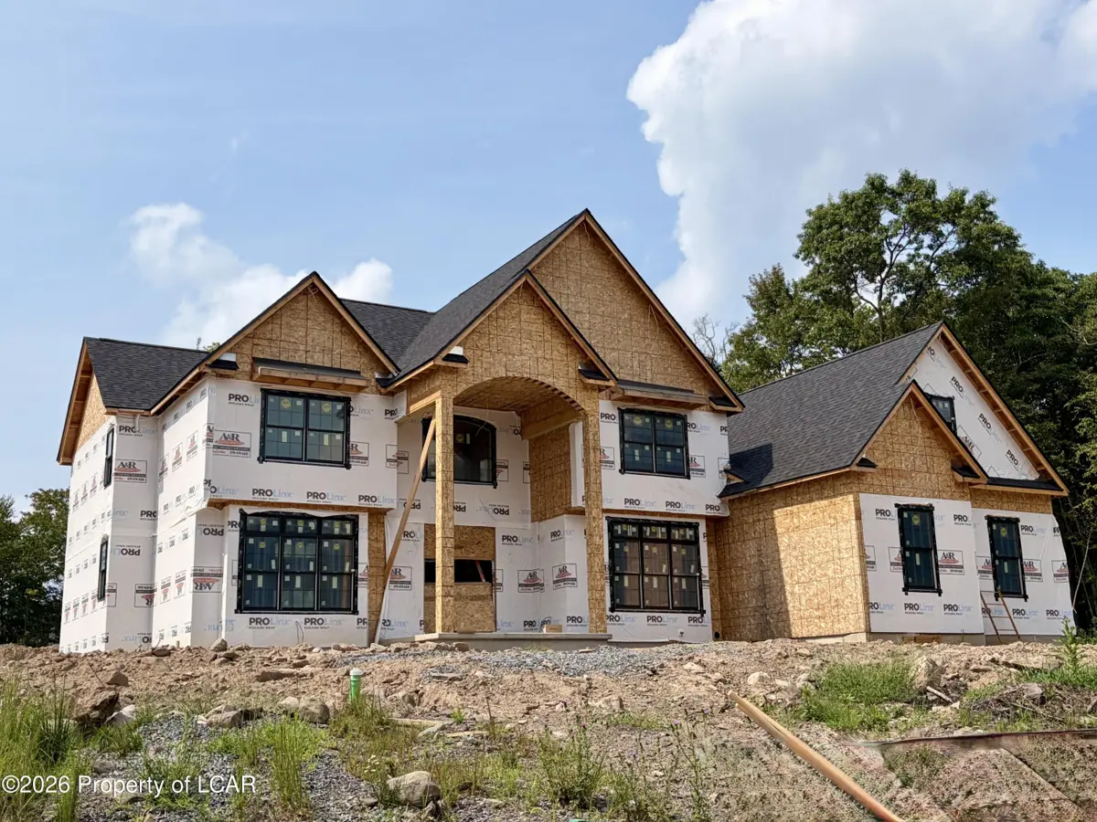 1082 Manor Drive, Mountain Top - 5 bed - 5 bath - 4,591 SF