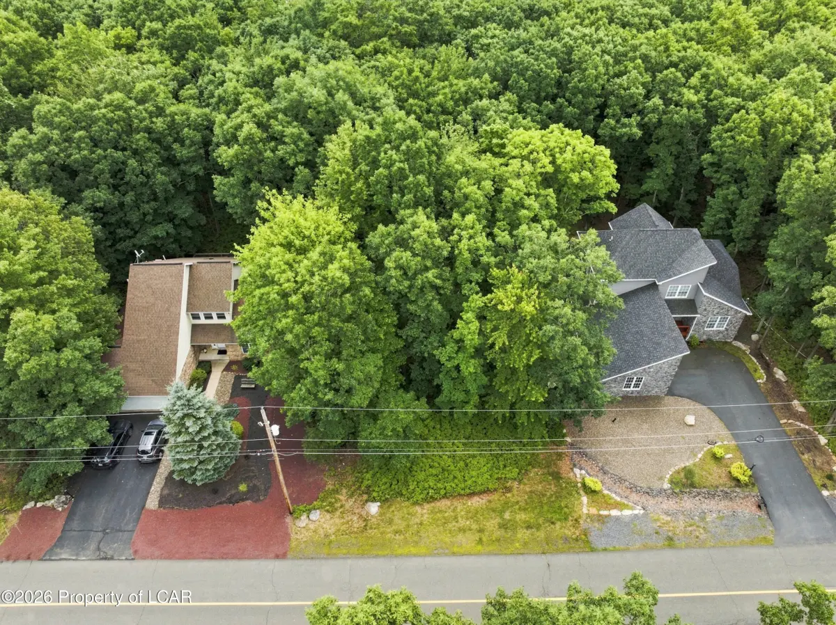 15 Southern Hills Court, Hazle Township