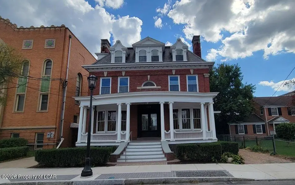 248 S Franklin Street 2, Wilkes-Barre - 3 bed - 2 bath - 1,552 SF