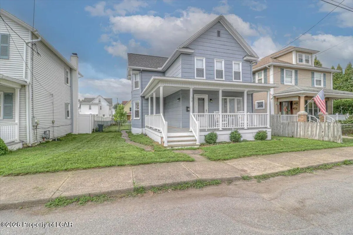 39 James Street, Pittston - 4 bed - 2 bath - 1,668 SF