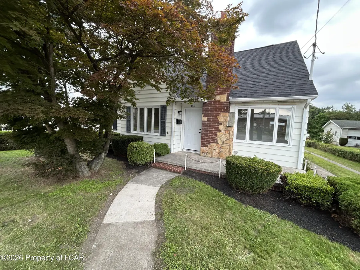 4036 Birney Avenue, Moosic in Moosic