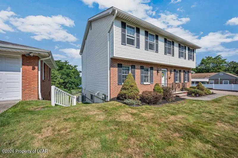 136 Conroy Street, Scranton - 4 bed - 4 bath - 4,200 SF