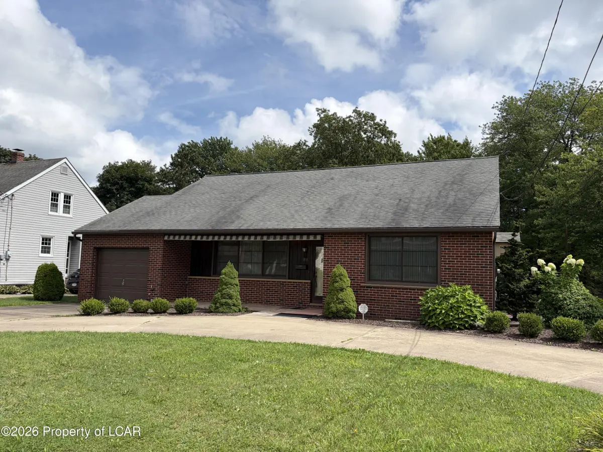 95 Franklin Street, Hazleton - 4 bed - 2 bath - 1,576 SF
