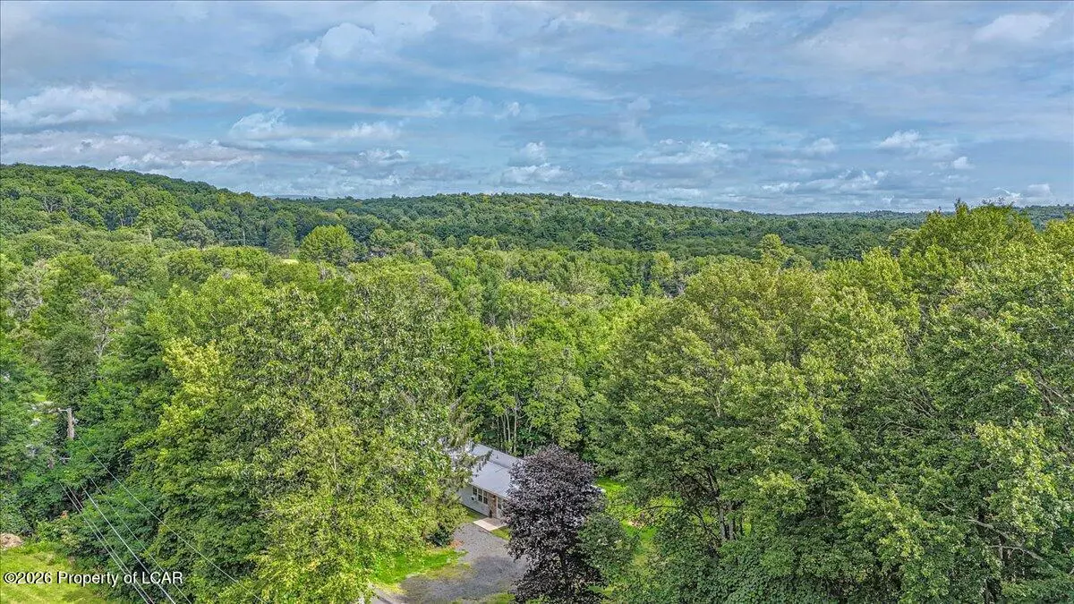 47 Village Drive, Hunlock Creek - 3 bed - 2 bath - 1,632 SF