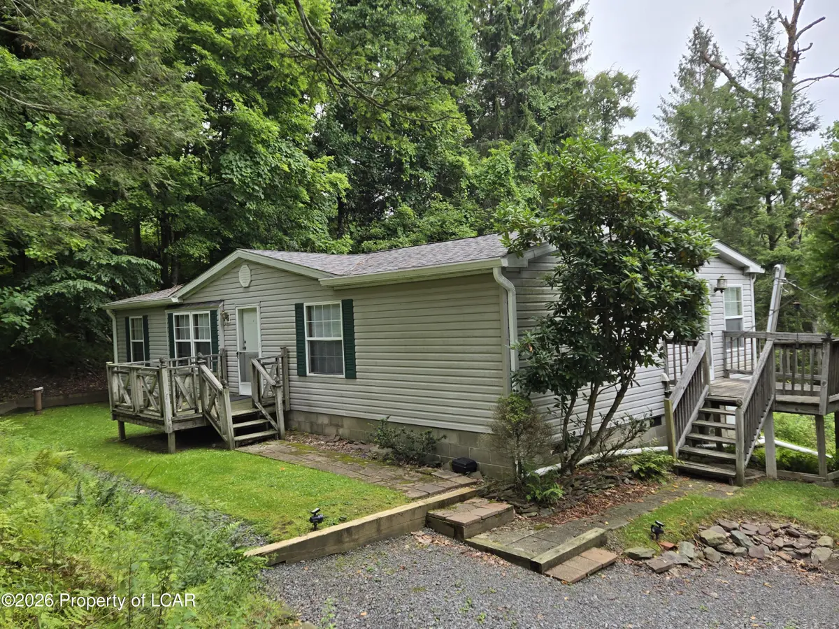 35 Trolley Hill Road, Harveys Lake - 3 bed - 2 bath - 1,372 SF