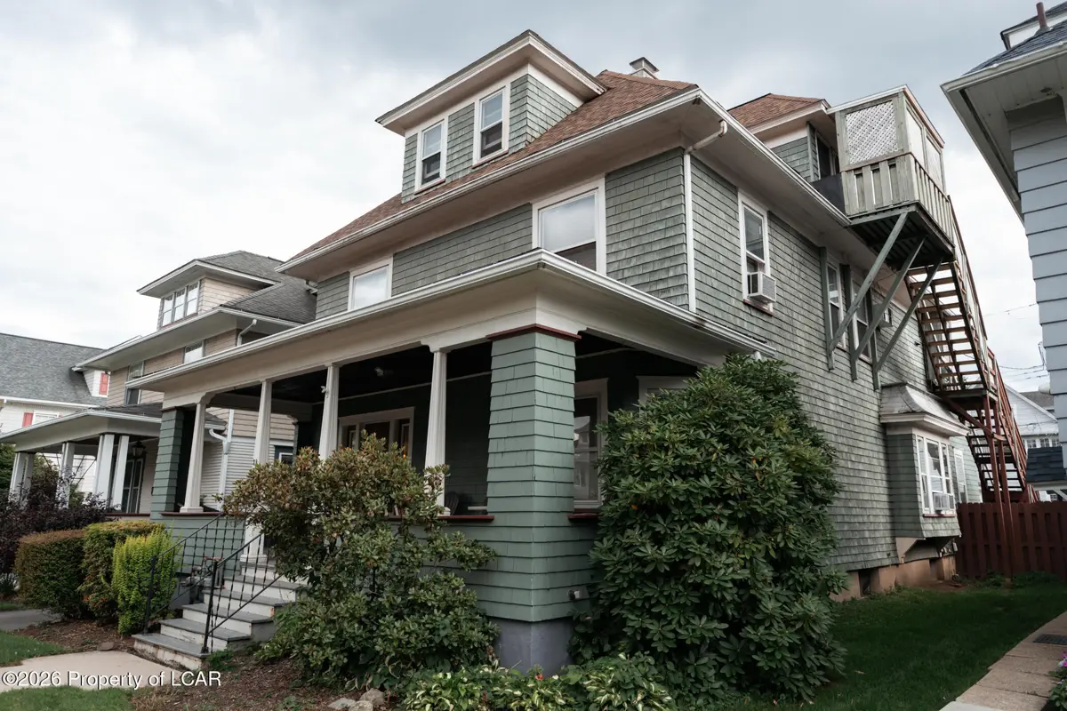 39 E Pettebone Street, Forty Fort - 3,090 SF