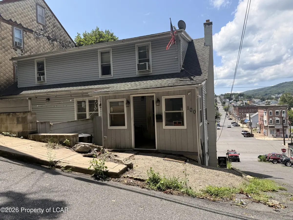 100 S Diamond Street, Shamokin - 5 bed - 3 bath