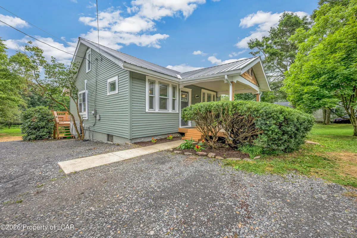 1181 Blue Ridge Trail, Wapwallopen in Wapwallopen