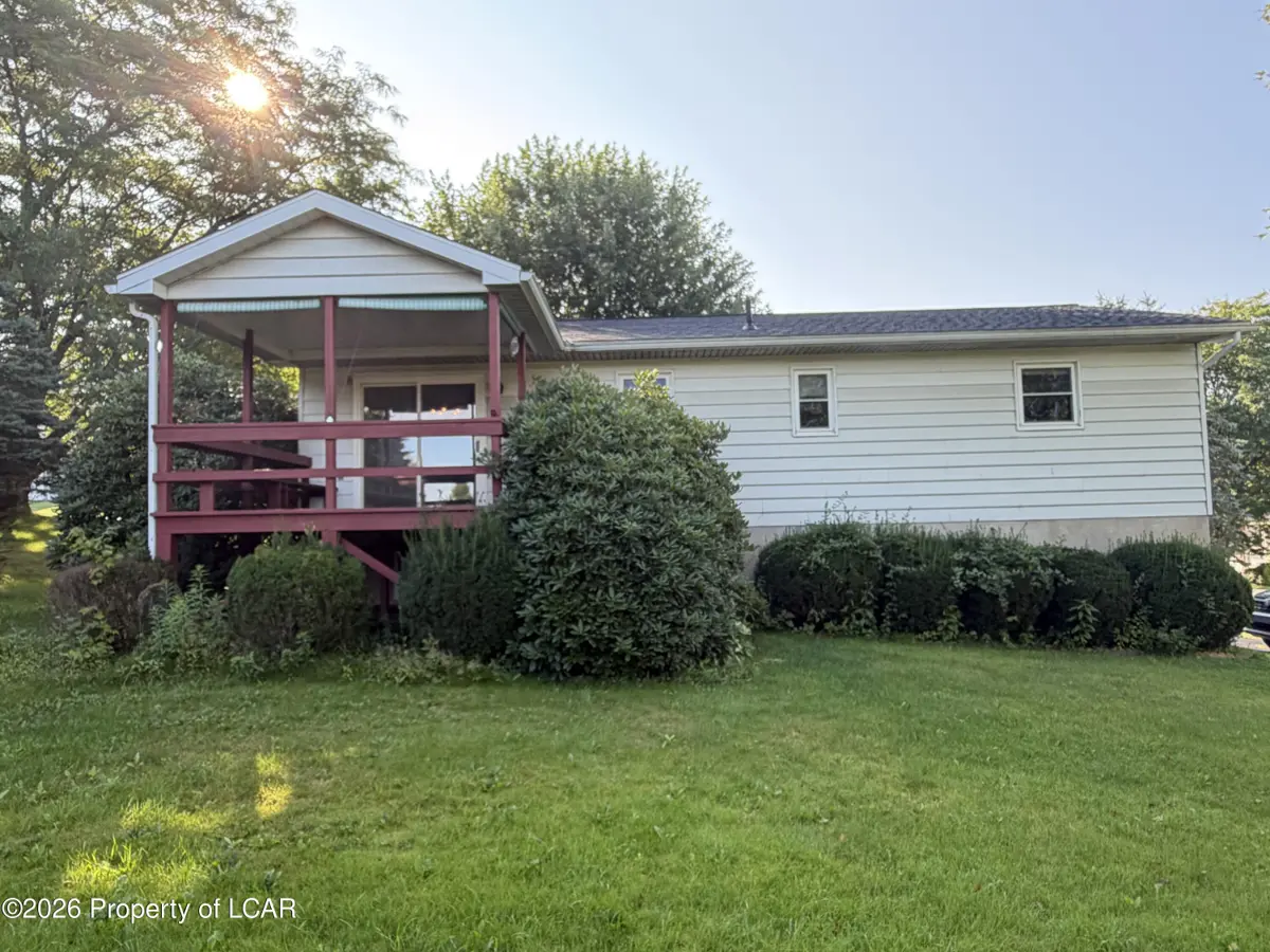 201 Appletree, South Abington Township in South Abington Township