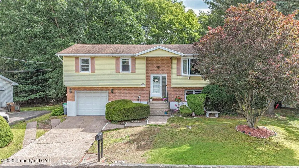 1037 Meade Court, Hazle Township - 3 bed - 2 bath - 1,600 SF