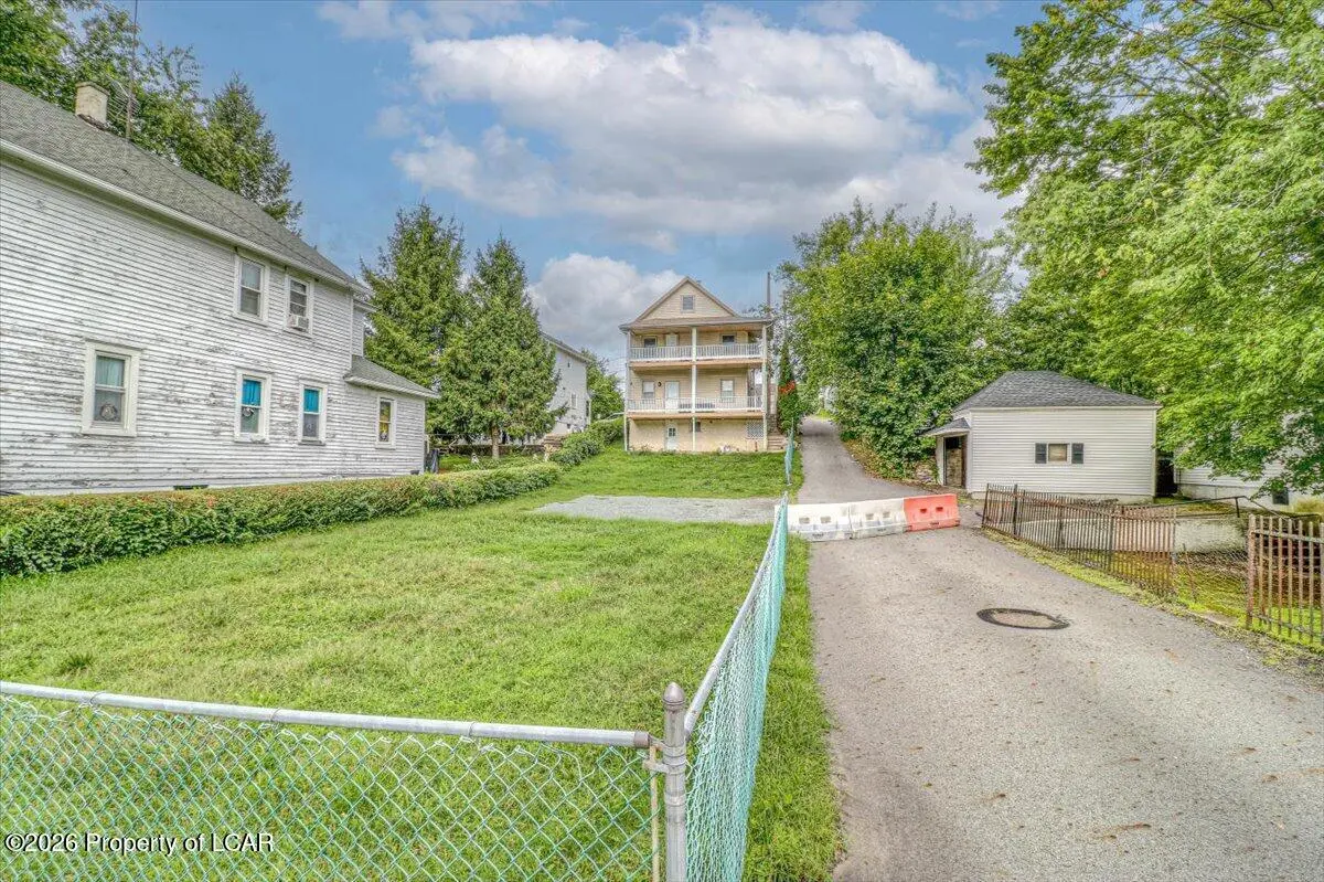 641 E Elm Street 1, Scranton - 2 bed - 1 bath
