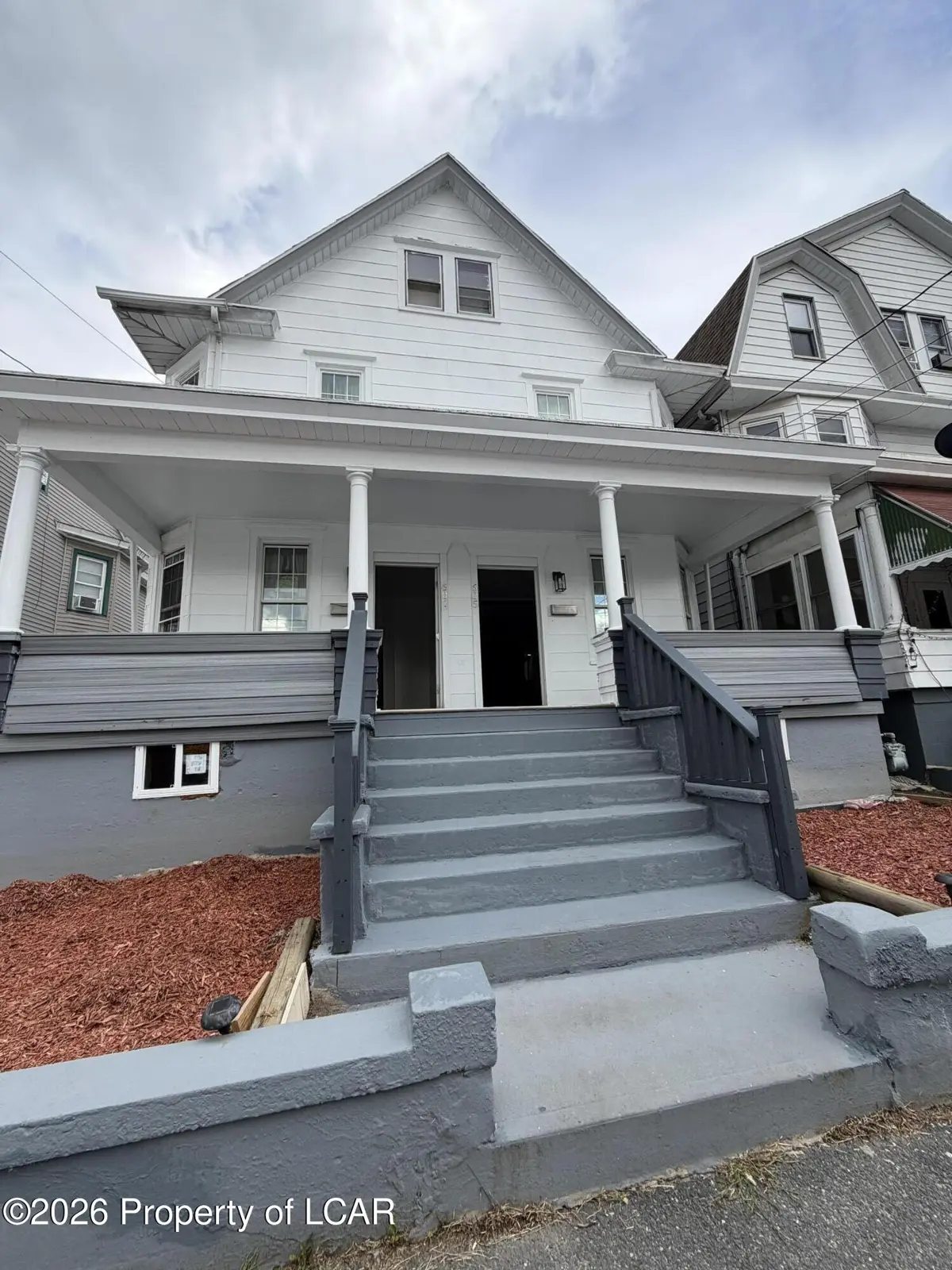 605-607 N Locust Street, Hazleton - 1,251 SF