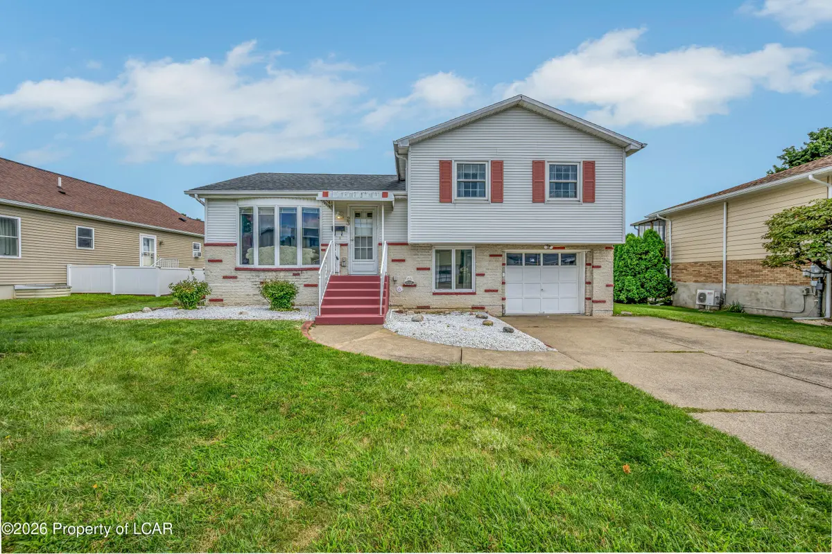 23 David Road, Hanover Township in Hanover Township